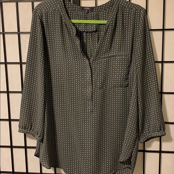 NYDJ Tops - NYDJ Gray & Black 3/4 Sleeve Henley - XL